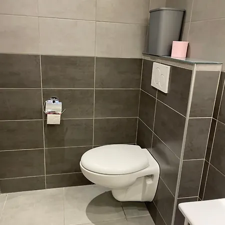 Sci La Vieille * ル・ラヴァンドゥー