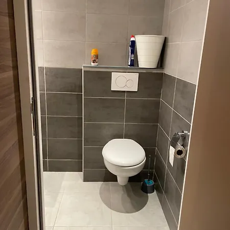 Sci La Vieille アパート *