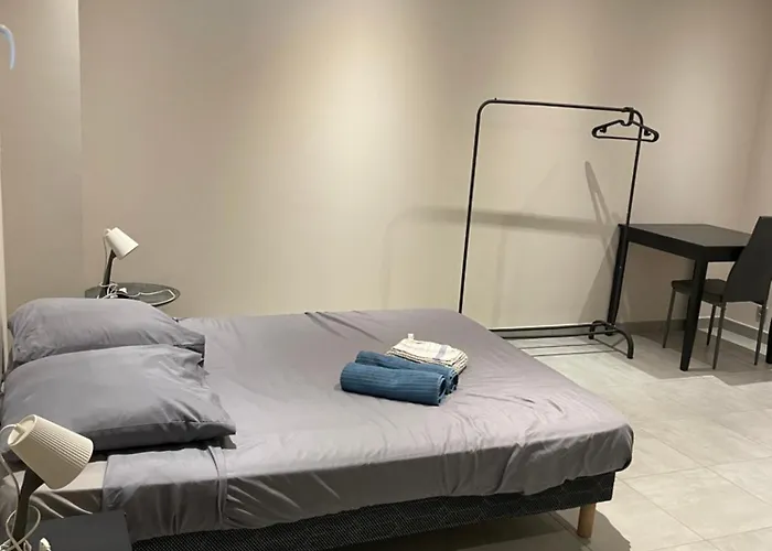 Sci La Vieille Apartment